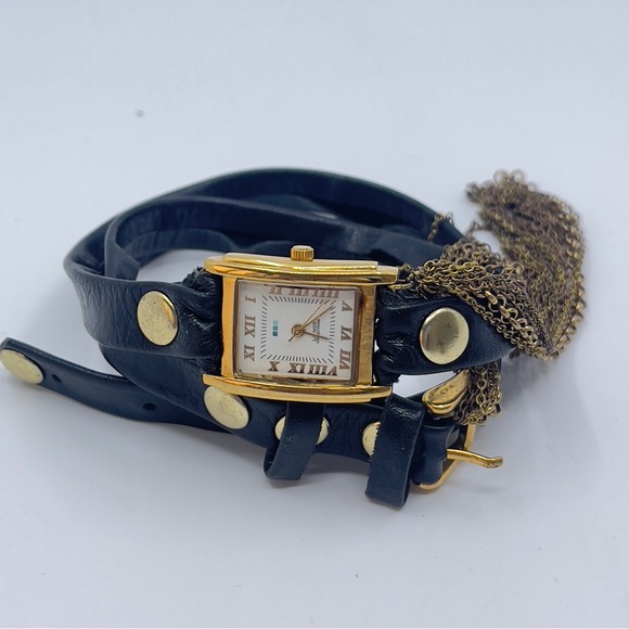 La Met Watch Bracelet - Picture 6 of 8